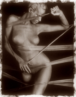 Alvin Booth, Doubles, 1999, 50 x 60 cm, Silbergelatine getont u. gebleicht, gerahmt 	